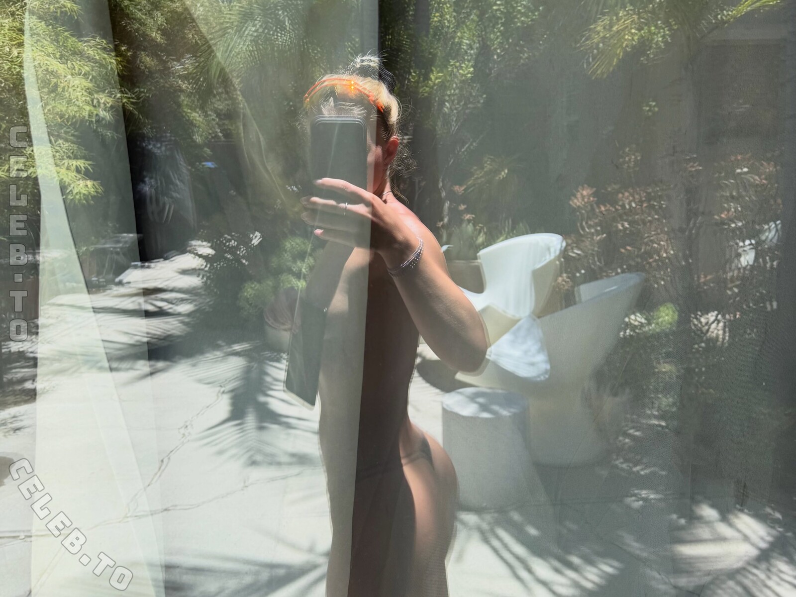 Majaaleonie nude photo 5
