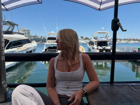 Majaaleonie nude photo 23