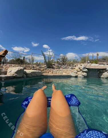 Majaaleonie nude photo 9