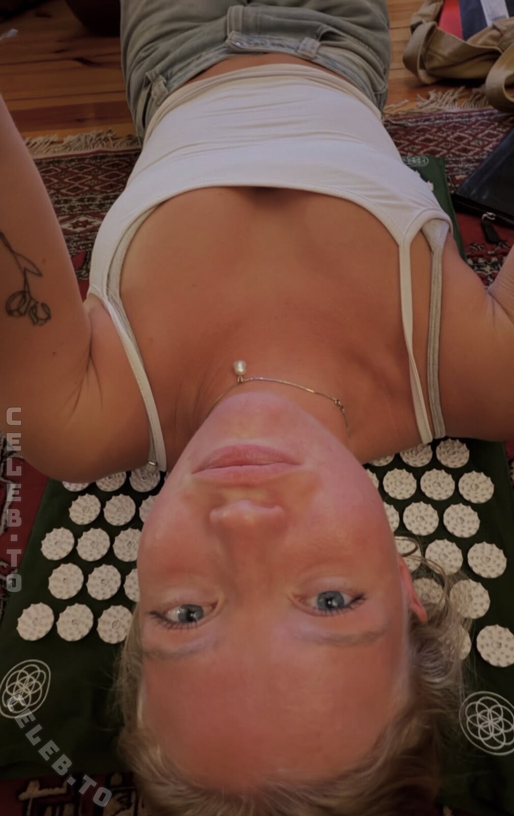 Majaaleonie nude photo 5