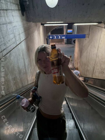 Majaaleonie nude photo 11