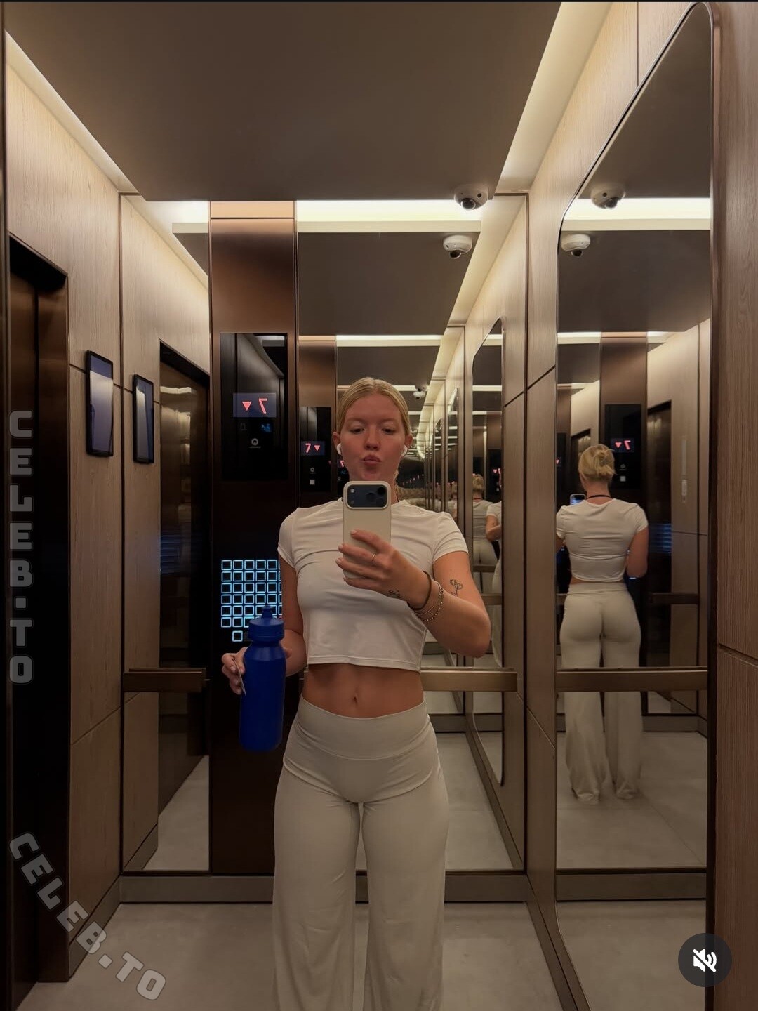Majaaleonie nude photo 2