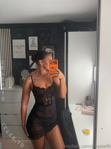 Majabefit nude photo 3