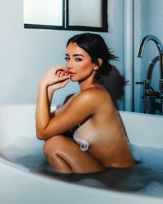 Makayla Weathers nude photo 13