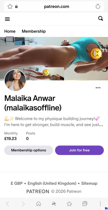 Malaikasoffline nude photo 1