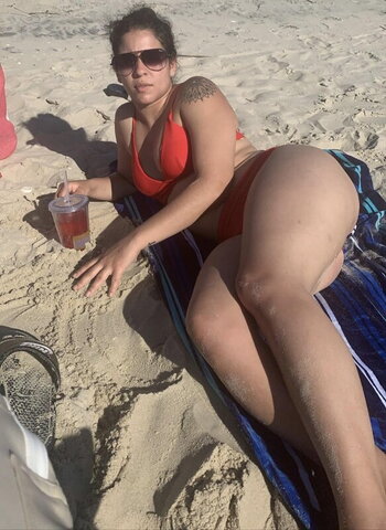 Maleni Cruz nude photo 24