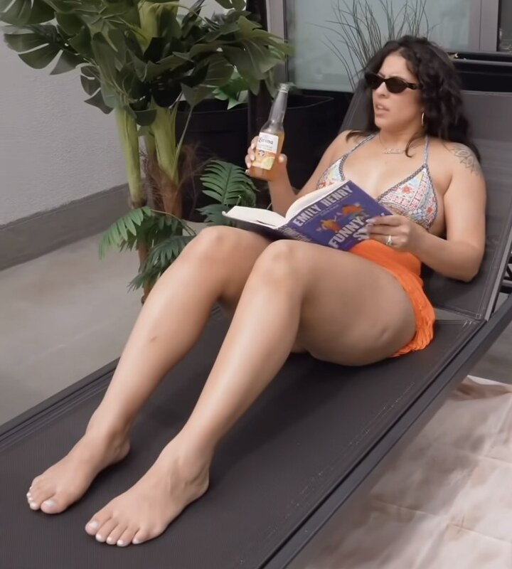 Maleni Cruz nude photo 11