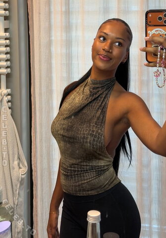 Malika Babel nude photo 7