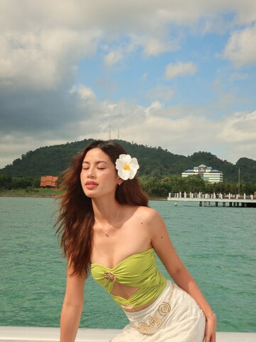 Malle Christian nude photo 20