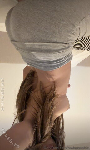 Malousophie nude photo 2