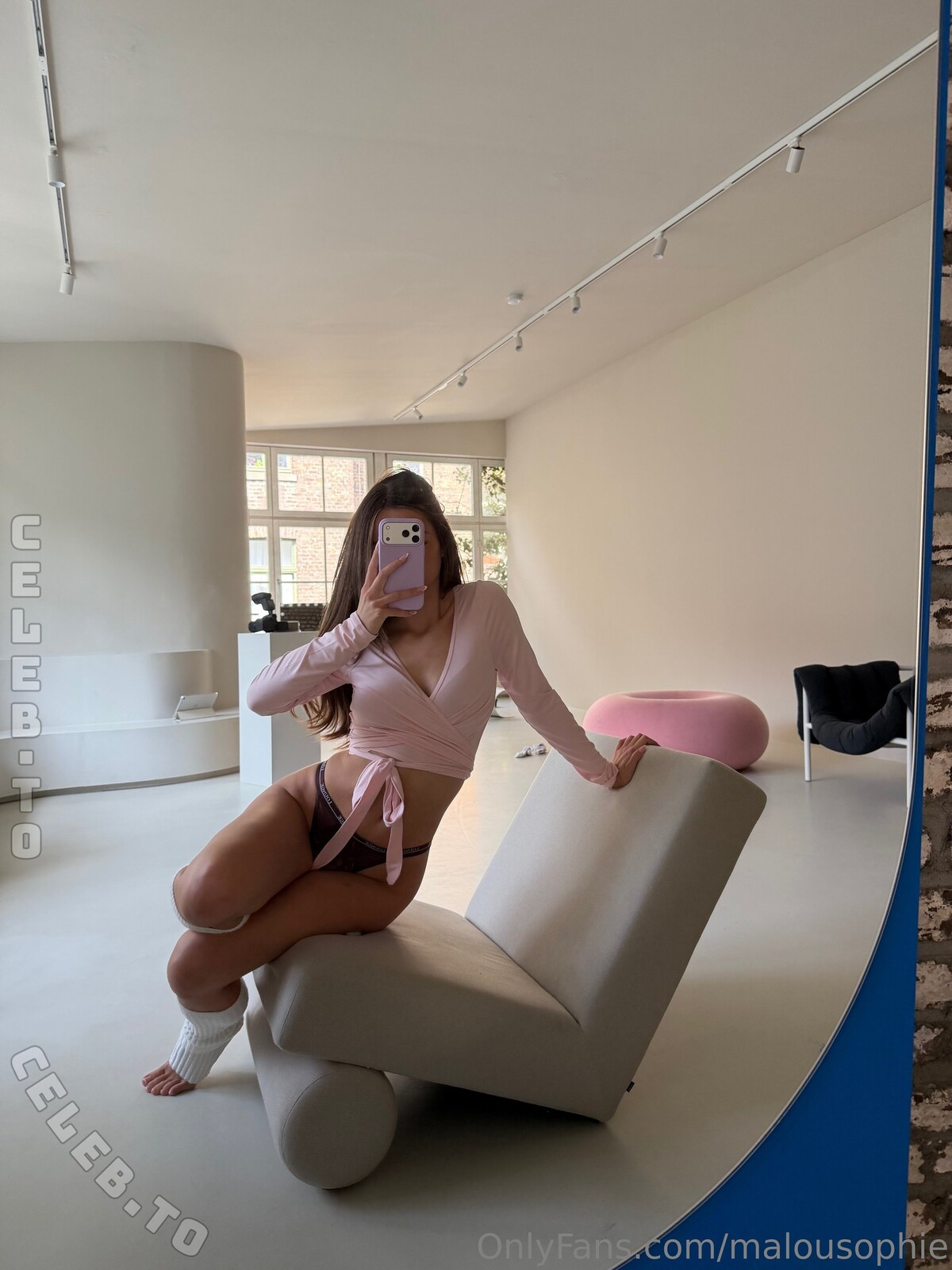 Malousophie nude photo 3