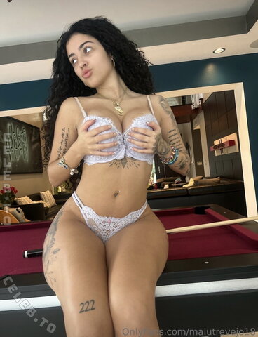 Malu Trevejo Sexy (1 photo)