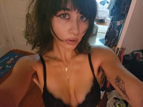 mama_moons Fresh (1 photo)