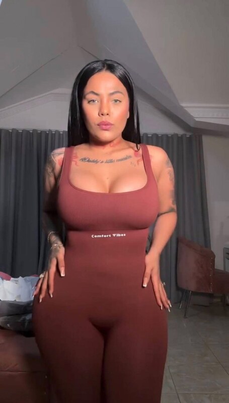mamikimreal nude photo 2