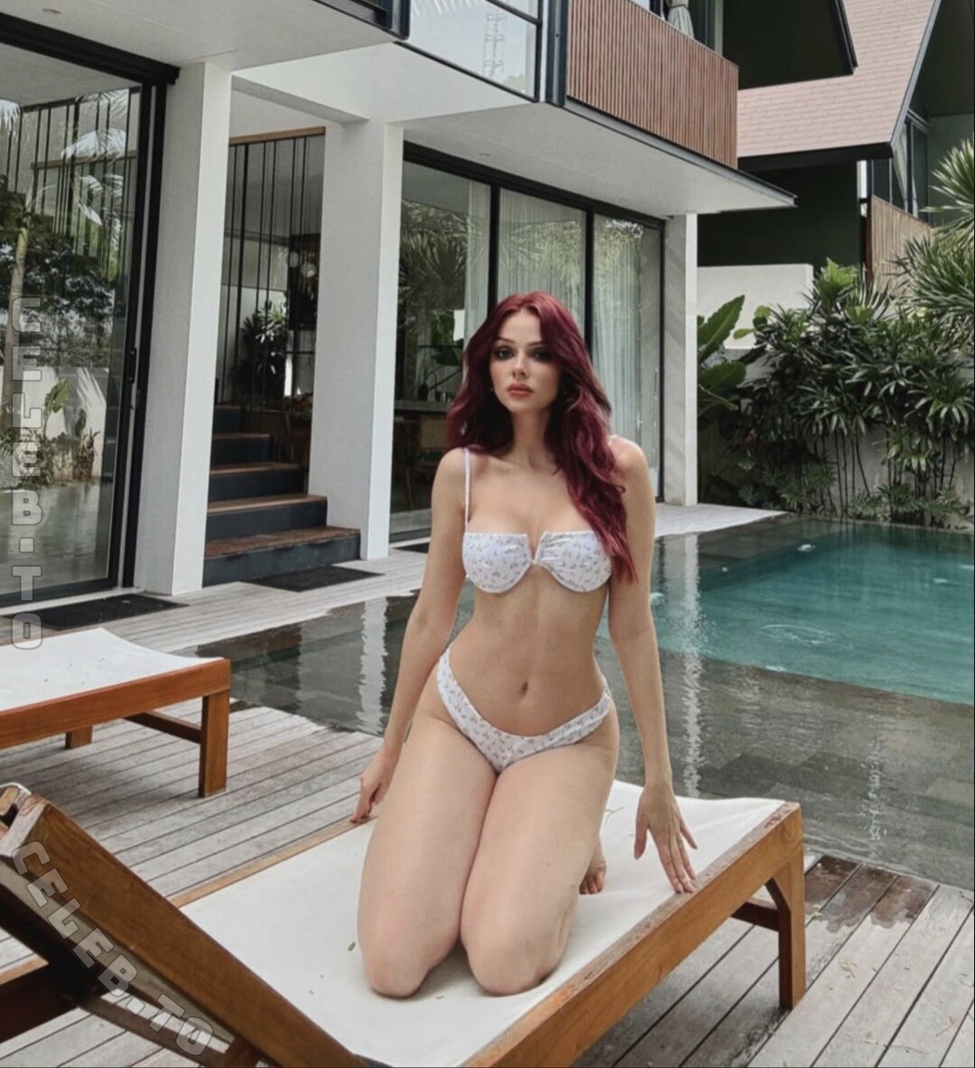 Mamikoyoko nude photo 3
