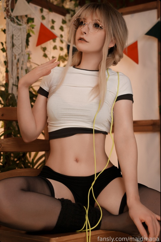 mana_rose nude photo 2