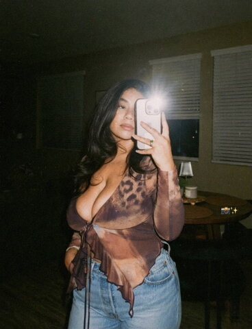 mandaamariahh_ Hot (1 photo)