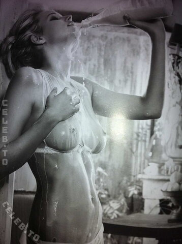 Mandy Graff nude