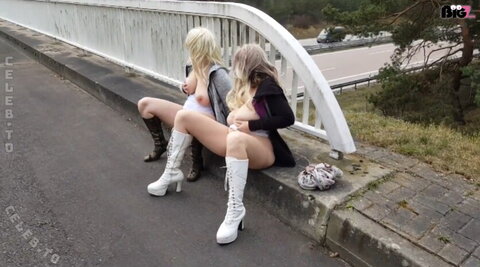 MandyReal photo 1