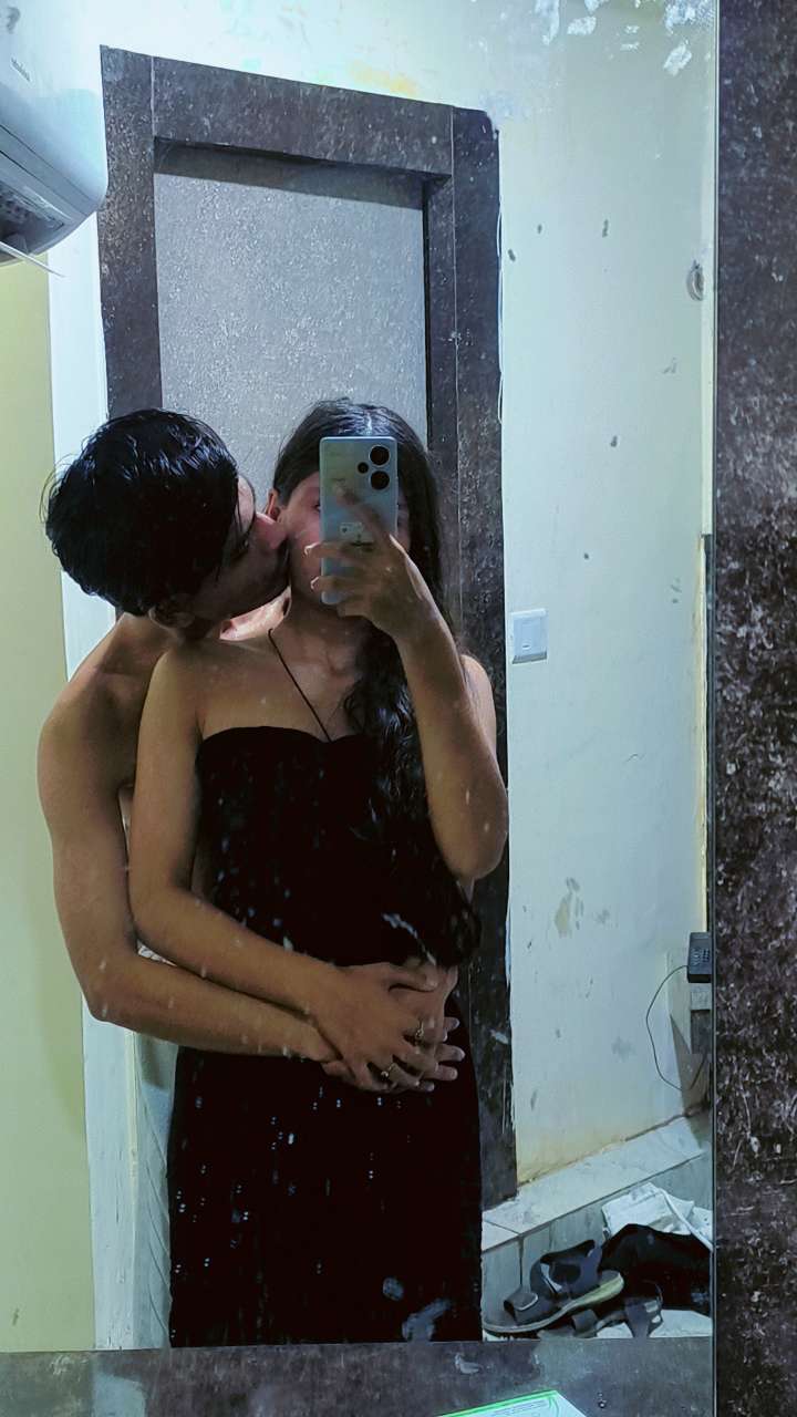 Mantasha Pathan nude photo 3