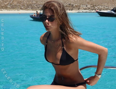 Mar De Regil nude photo 1
