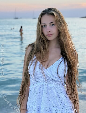 Mara Kasir nude photo 15
