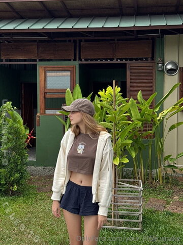 Mararats nude photo 42