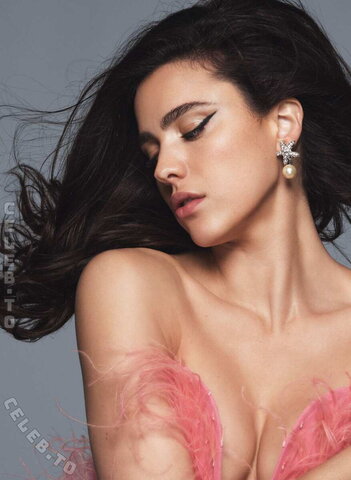 Margaret Qualley nude photo 4