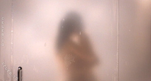 Margaret Qualley nude