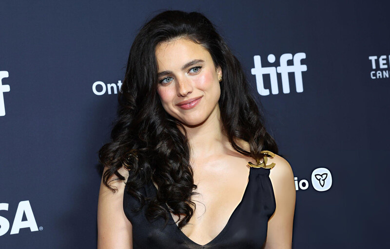 Margaret Qualley nude photo 2