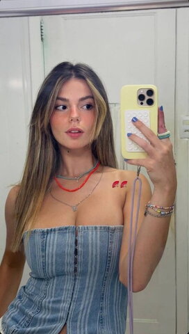 Margarida Almeida nude photo 13