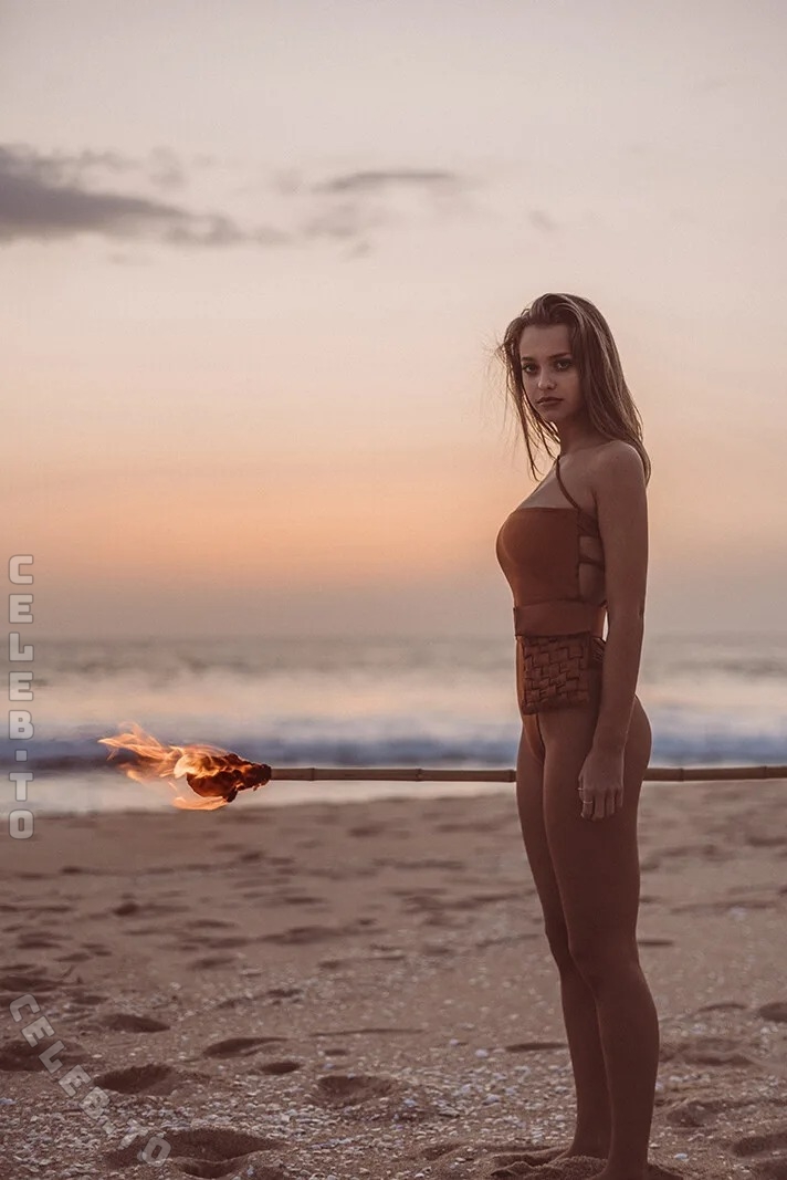 Margarida Corceiro nude photo 3