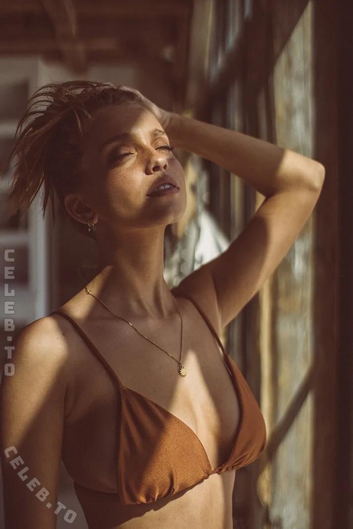 Margarida Corceiro nude photo 23