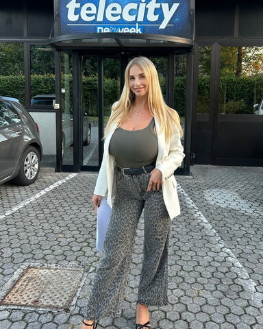 Maria Arreghini nude photo 1