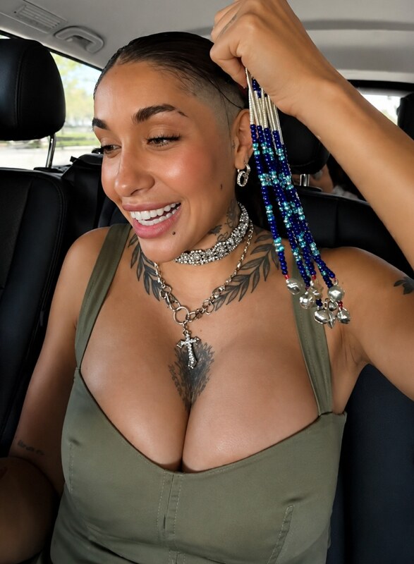 Maria Becerra nude photo 3