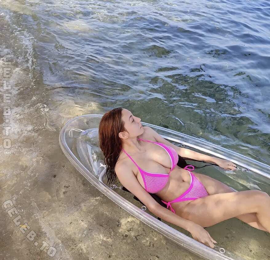 Maria Celeste Guevaraa nude photo 3