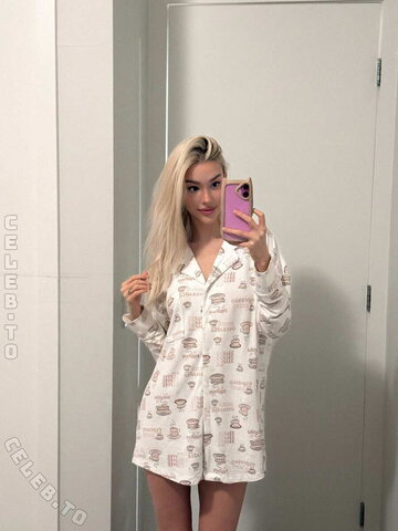 Maria Domark nude photo 110