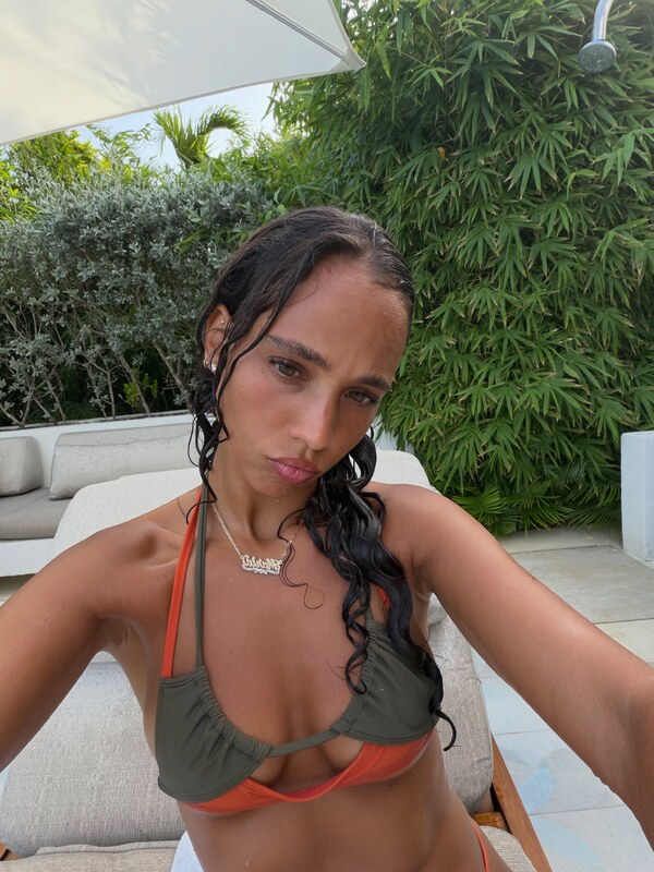 María Isabel nude photo 5
