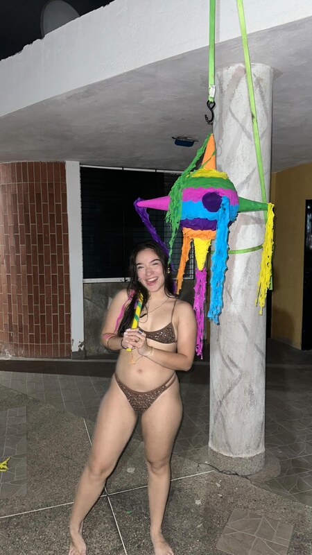 Maria Leon nude photo 14