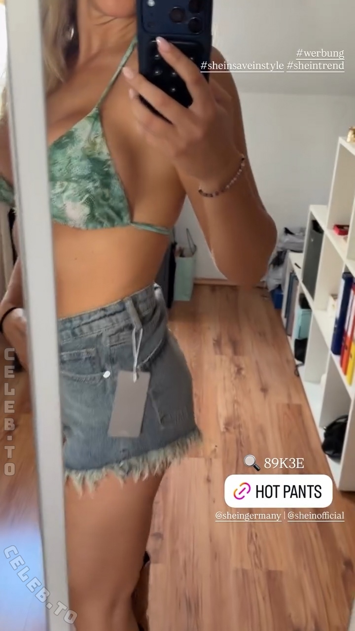 Maria Maksimovic nude photo 8