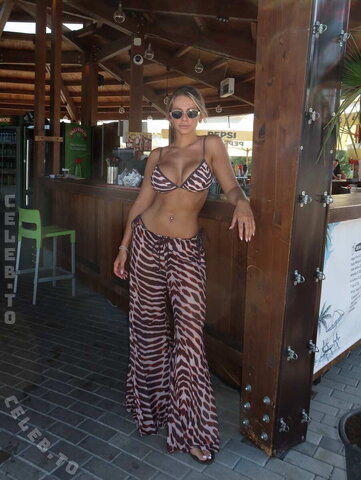 Maria Maksimovic nude photo 7