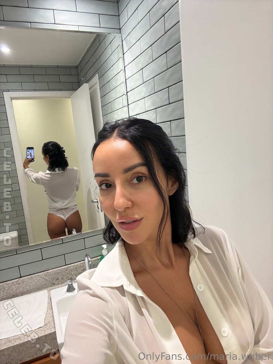 Maria nude photo 9