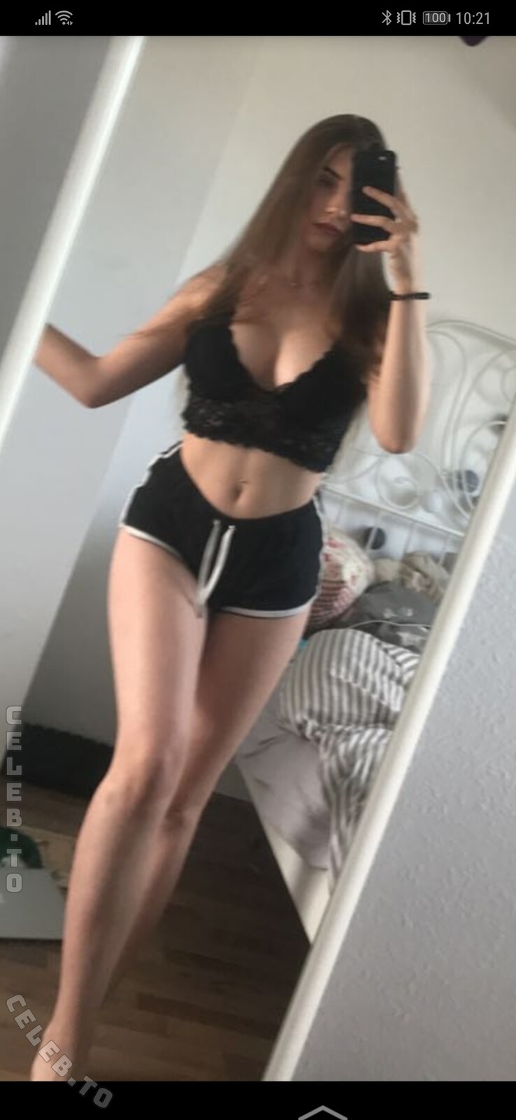 Mariablaa nude photo 4