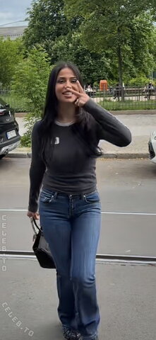 Mariamalkk nude photo 4