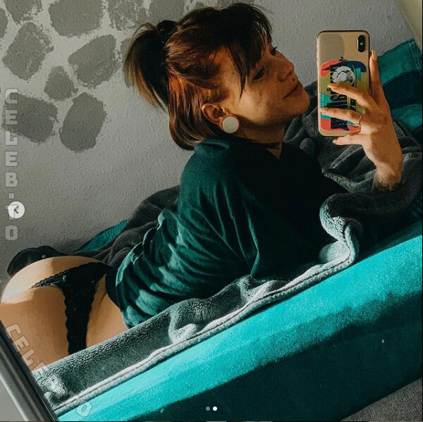 Mariarouge nude photo 31