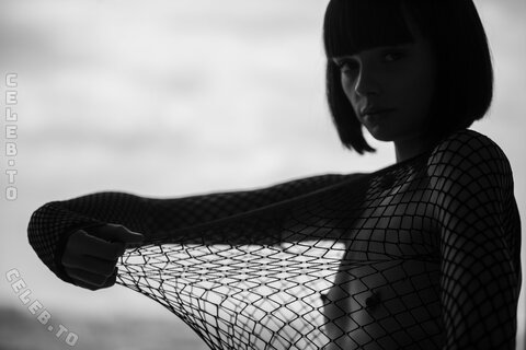 Marie Grippon nude photo 7