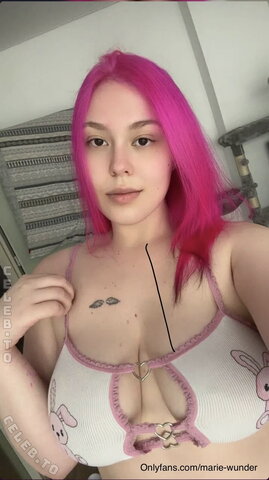 Marie Wunder nude photo 4