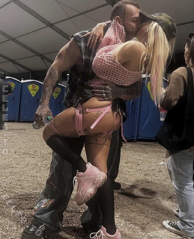mariela_ella nude photo 45