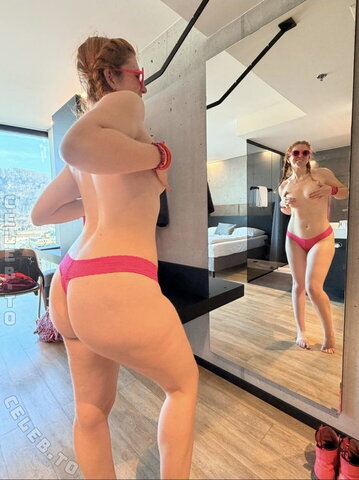 Marie_packt_aus nude photo 14