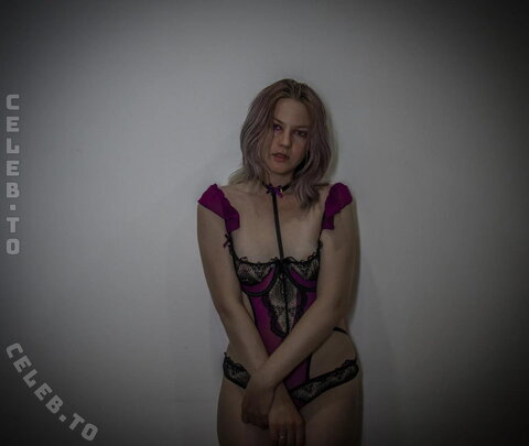 Mariia Well – Nothing extra